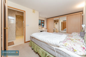 Bedroom- click for photo gallery